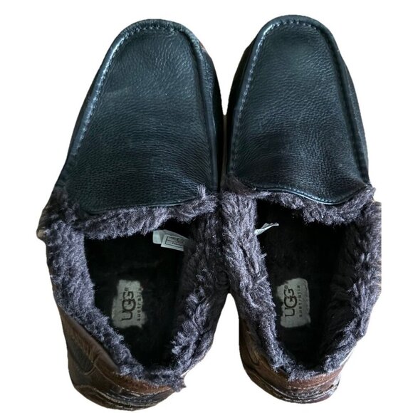 UGG Australia Ascot Leather Slipper for Men, SZ 10 Black with Brown Trim Boomer - Picture 1 of 6